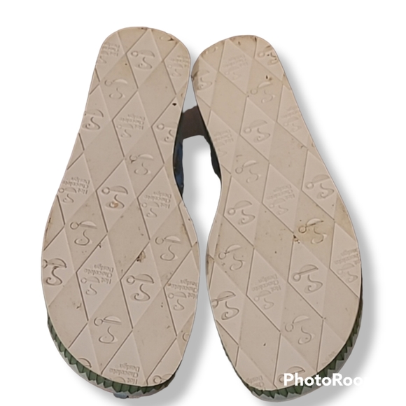 Chocolaticas Sushi Women's Mary Jane Platform - Picture 8 of 9